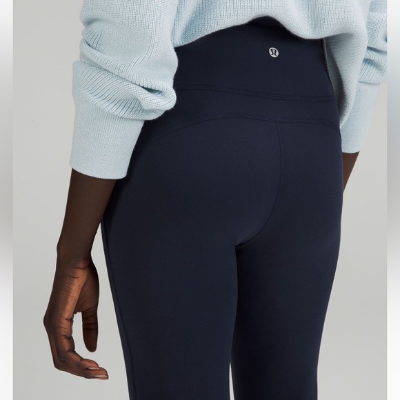 Lululemon Groove Navy Super-High-Rise Flared Pant Size 0 31” inseam - Picture 5 of 7